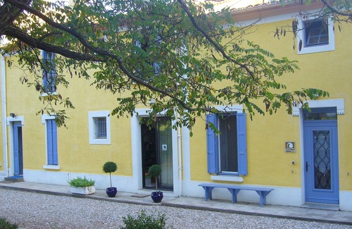 Laure-Minervois Apartment | CHAMBRE HOTES VIOGNIER CHEZ LE VIGNERON