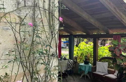 Cubnezais Bed & Breakfast | Chambre indépendante salle d'eau et WC privatifs