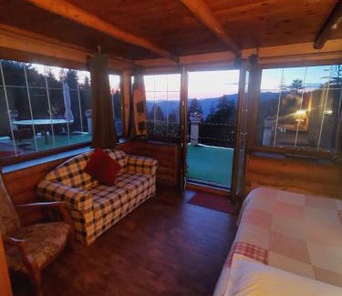 La Bollene-Vesubie Apartment | Chambre La Séquoiane Col de Turini