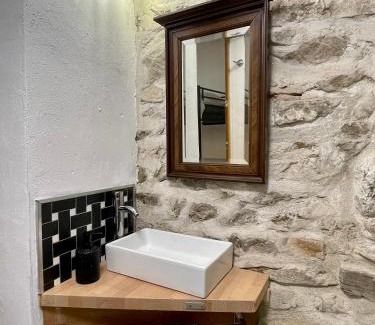 Cucugnan Bed & Breakfast | Chambre Le 40 marches