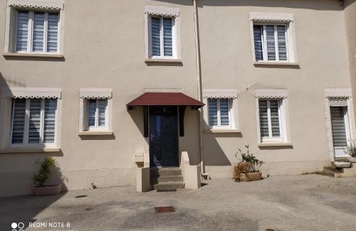 Pouzauges House | chambre meublée à louer