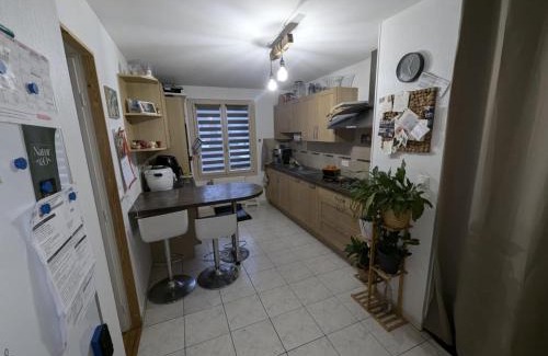 Nevers House | Chambre privée avec espaces partagés chez la famille d'Anthony