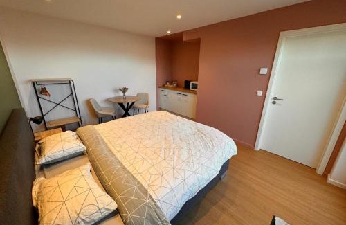Bernister House | Chambre privée avec salle de bain - accès entièrement privé