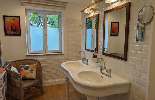 Presnoy Bed & Breakfast | Chambre spacieuse, entrée privée, animaux admis, WiFi - FR-1-590-513