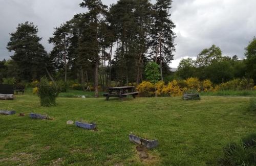 Saint-Julien-la-Vetre Bed & Breakfast | Chambre tranquille avec salle de bain privative