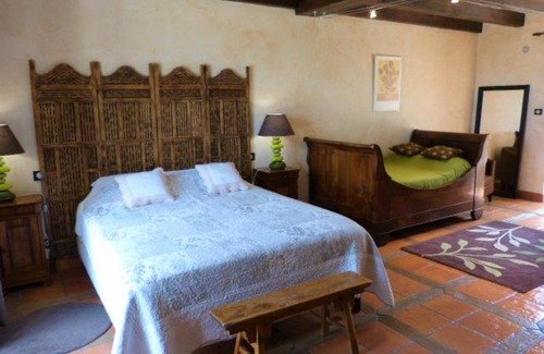 Chatres Bed & Breakfast | Chambres d'Hôtes - Château de Larre