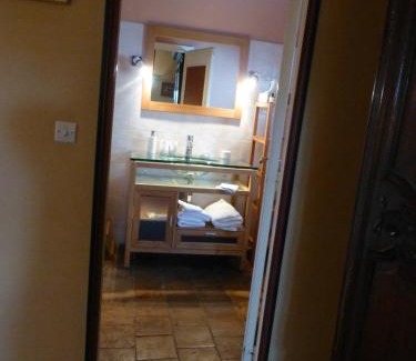Canteleu Bed & Breakfast | Chambres d'Hôtes de Manoir de Captot