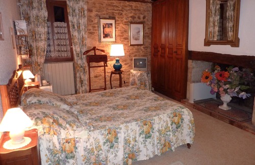 Sarlat-la-Caneda House | Chambres d'hôtes Aux Trois Sources