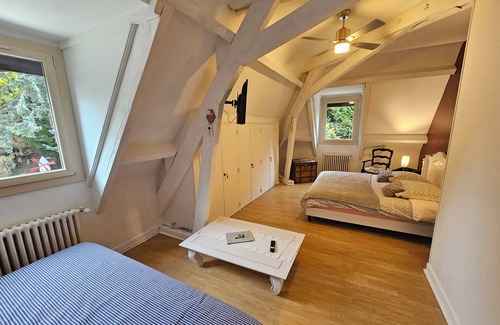 Lourdes - Tarbes House | Chambres d'hôtes La Demeure Aux Pins