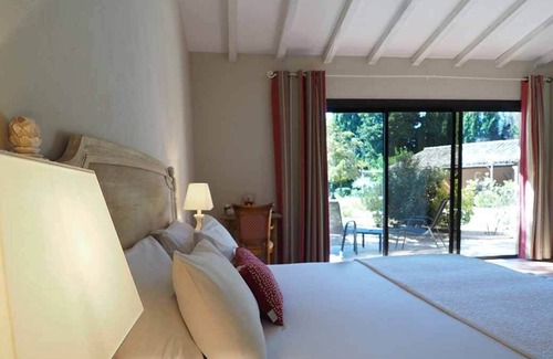 Graveson House | Chambres d'hôtes Le Clos des Cyprès