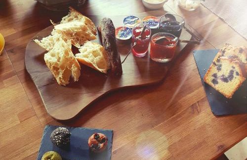 Montsurs Bed & Breakfast | Chambres d'Hôtes Les Ifs