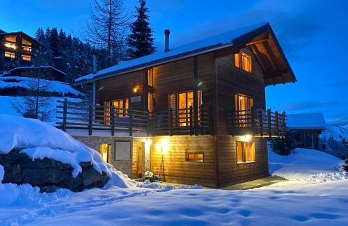 Heremence Bed & Breakfast | Chambres d'hôtes - Thyon-Les Collons, 4 Vallées - pistes à 200m, vue magnifique !