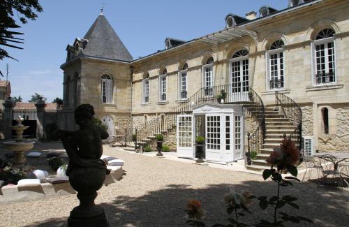 Podensac Bed & Breakfast | Chambres d'Hotes La Chartreuse des Eyres