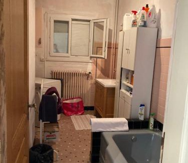 Auneau House | Chambres dans une maison familiale