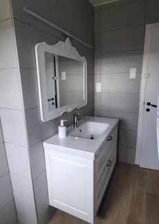 Libramont-Chevigny House | Chambres Esprit Campagne
