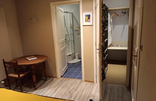 Uchon Bed & Breakfast | Chambres et table d'hôtes : LES SENTIERS DE LA BREME