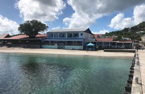 Trois-Ilets House | Chambres les pieds dans l’eau résidence Cypria