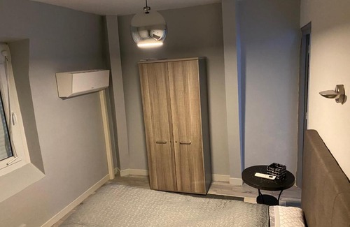 Capdenac-Le-Haut Bed & Breakfast | Chambres meublées à louer au bord du Lot