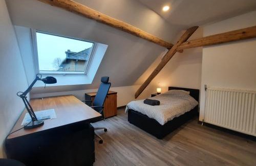 Plantieres Queuleu House | Chambres privées au calme avec espaces partagés