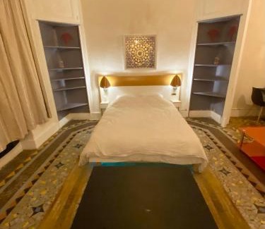Decize Hotel | Chambres Zohra Centre ville