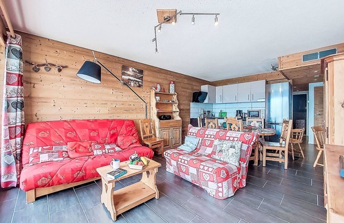 La Toussuire Apartment | Champ Bozon by Interhome