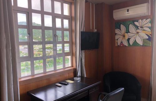 Port Louis Hotel | Champ de Mars B&B