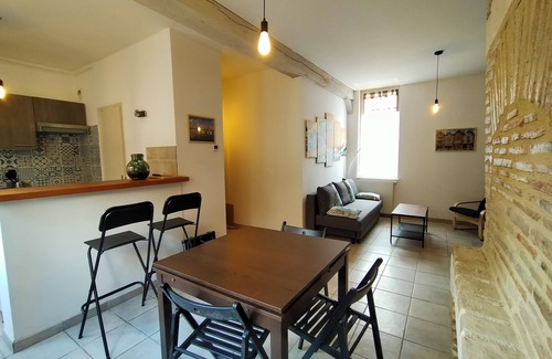 Old Town Apartment | Champagne apartment at CATY