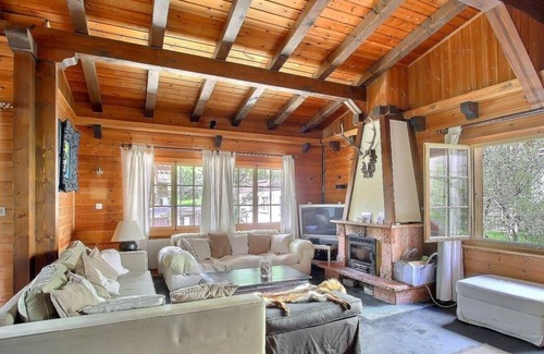Champery Ski Chalet | Champéry - Avanthay Immobilier - Holiday accommodation of 130m2, with a big garden, located a few me