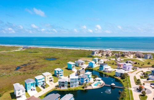 Bella Vista House | Chancla - Pet Friendly! Community Pool!