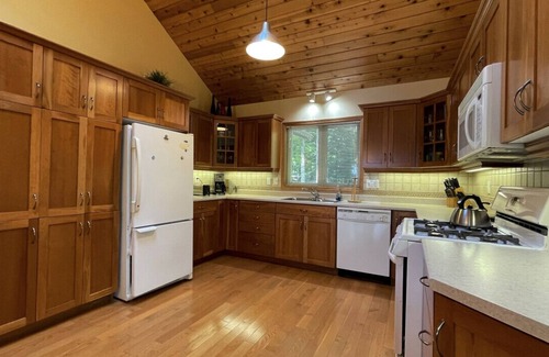 North Kawartha House | Chandos Lake Sanctuary