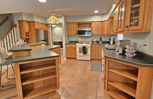 Excelsior Apartment | Chanhassen Guest Suite - Private & Spacious