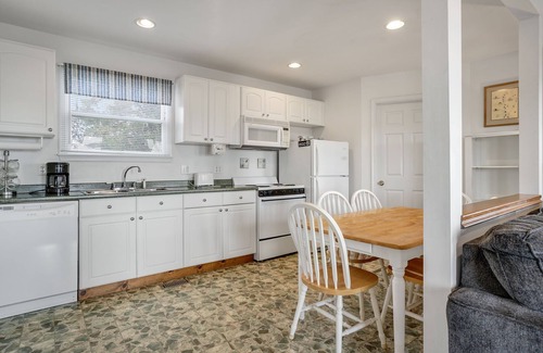 Chincoteague House | Channel Lookout - Water views & public dock!