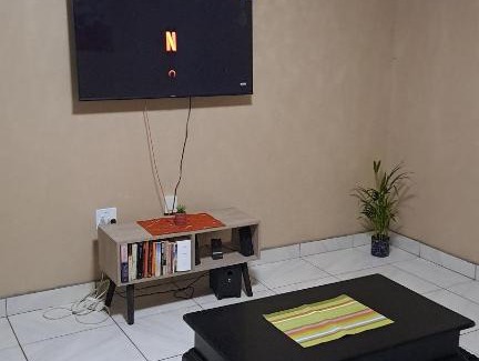 Sunnyside Apartment | Channel one property