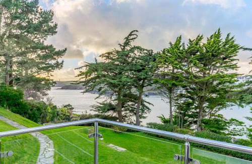 Polruan House | Chapel Mead