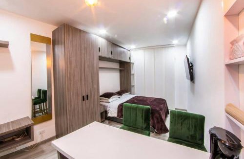 Chapinero Apartment | Chapinero Balcón fast Wifi Bares LGBTQ Theatron