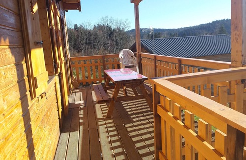 Saint-Laurent-en-Grandvaux Ski Chalet | Charming chalet in the mountains