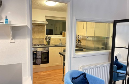 Cambridge House | Character and charm filled 1 bed house with garden and parking neat Addenbrooks