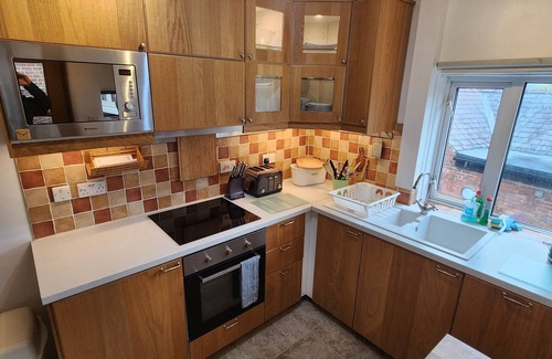 Belper Cottage | Character cottage (18c) on the edge of historic Belper