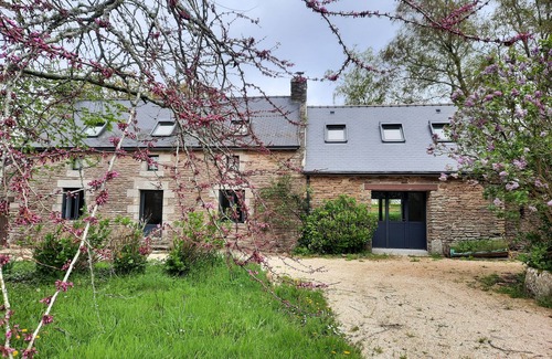 Melgven House | Character Farmhouse - Large Garden - Beaches 5km