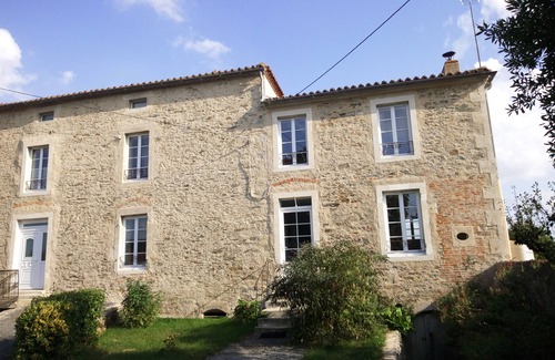 Mouchamps Cottage | Character house LE FIGONIER 15 Pers + Playroom