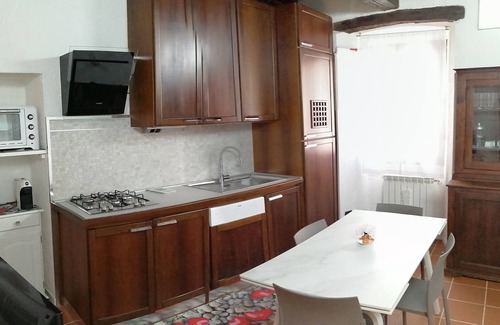 Orta San Giulio Apartment | Characteristic two-room apartment in the historic center