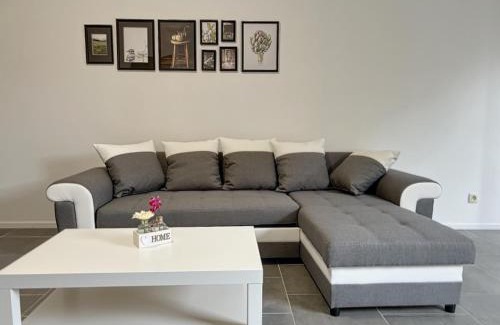 Ransart House | Charbex 4 Bruxelles-Charleroi-airport