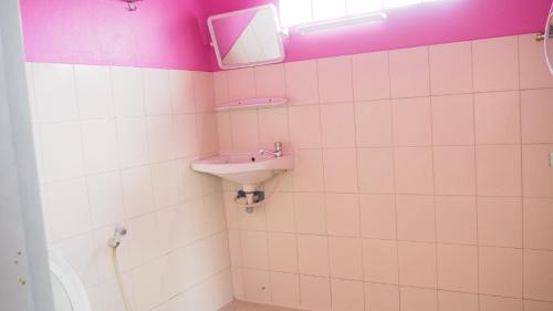 Ratchaburi Apartment | Charinsup Hotel