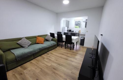 Evere House | Charles House