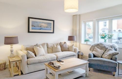 Petersfield House | Charles Street