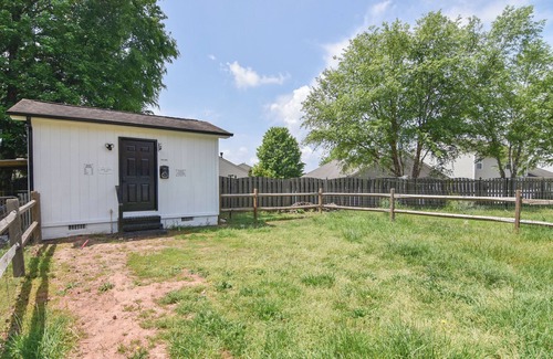 Fort Mill Apartment | Charlotte tiny home getaway 5 min to lake Wylie 20 minutes to downtown Charlotte