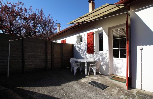 Saint-Etienne-de-Baigorry Apartment | Charming 3 * cottage in the Basque Country