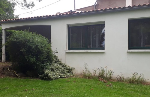 Saint-Georges-de-Montaigu House | Charming country house