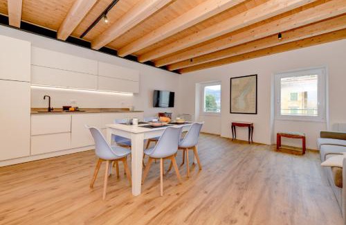 Assenza Apartment | Charm Lakefront Apartments