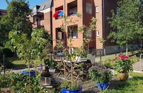 Russee - Hammer Apartment | "Charm meets flair and individuality"